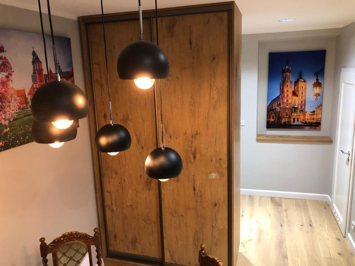 Luxury In The Heart Of The Old Town Апартаменти